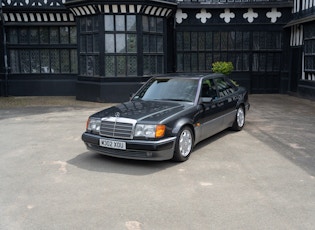 1991 MERCEDES-BENZ (W124) 500E