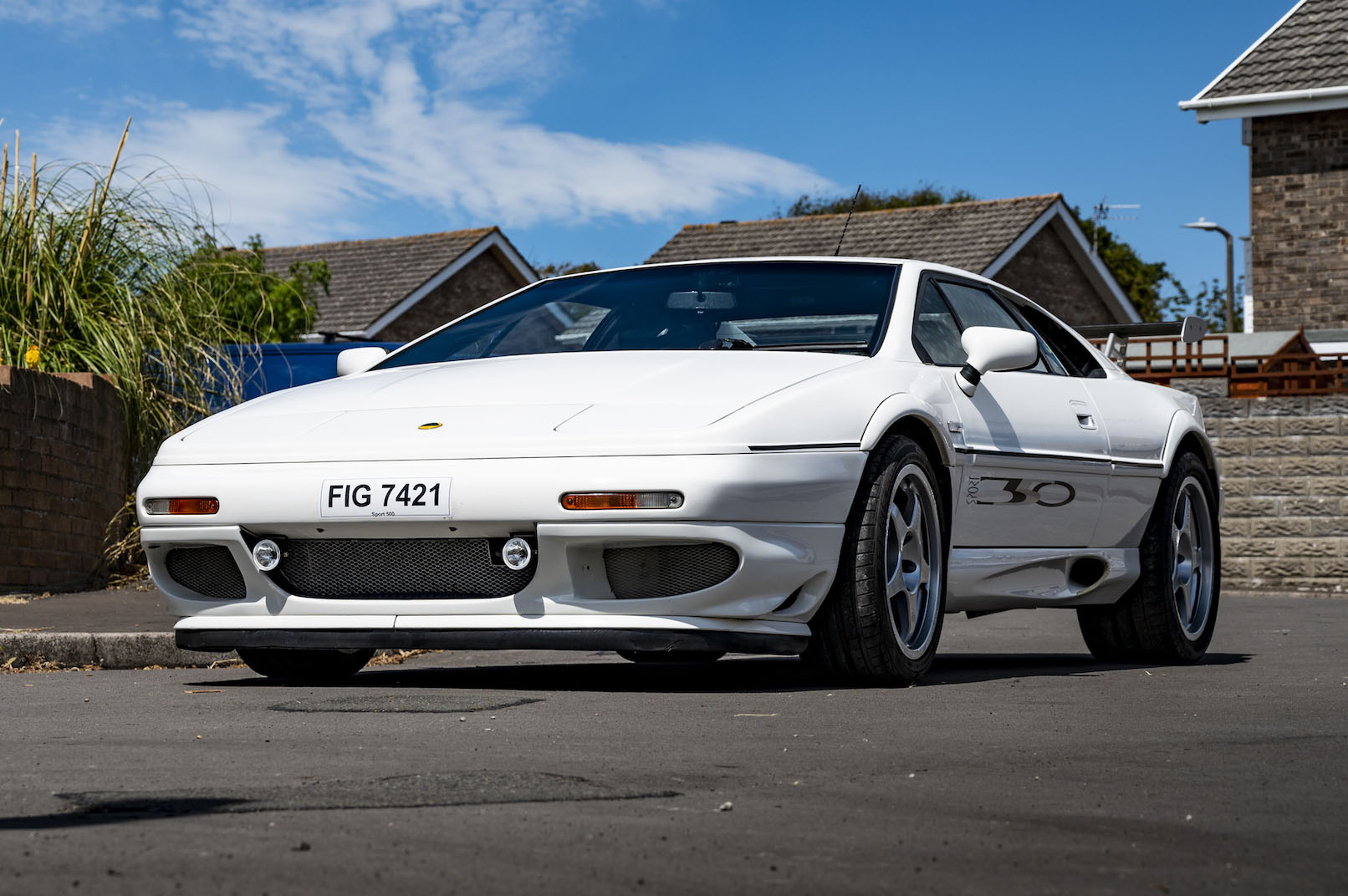 2000 LOTUS ESPRIT V8 SPORT 350 for sale by auction in Cardiff, United  Kingdom, image size:1263x840