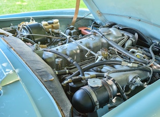 1968 MERCEDES-BENZ 280 SL PAGODA