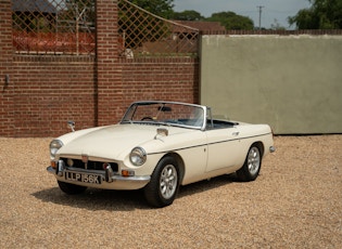 1972 MGB ROADSTER