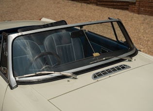 1972 MGB ROADSTER