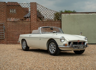 1972 MGB ROADSTER