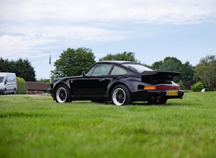 1986 PORSCHE 911 CARRERA 3.2 SUPER SPORT 