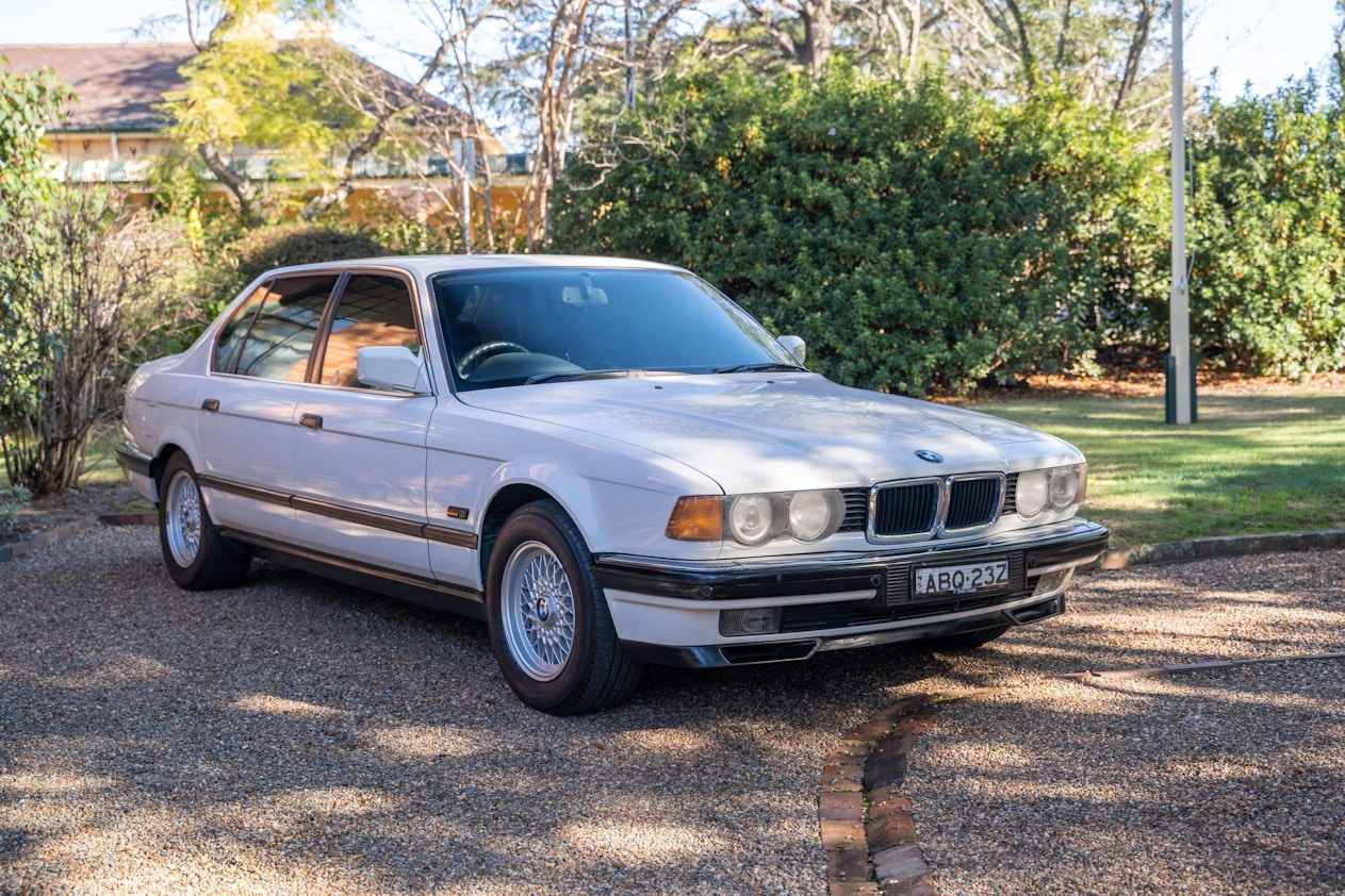 1993 BMW (E32) 740IL