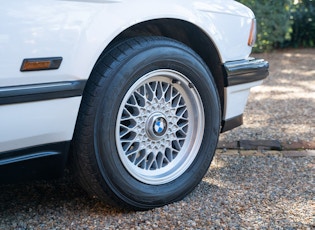 1993 BMW (E32) 740IL