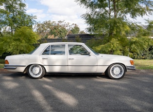 1974 MERCEDES-BENZ (W116) 280 S