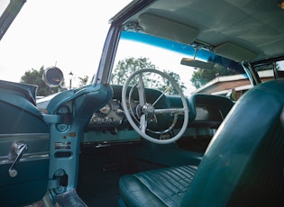 1960 FORD THUNDERBIRD 