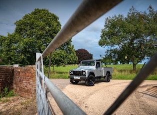 2010 LAND ROVER DEFENDER 110 SINGLE CAB  PICK UP