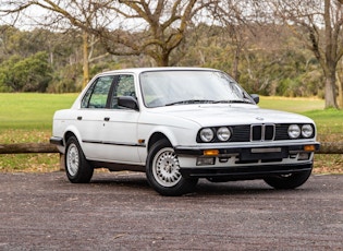 1986 BMW (E30) 320i