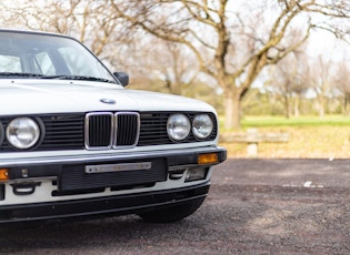 1986 BMW (E30) 320i