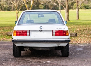 1986 BMW (E30) 320i