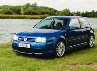 2003 VOLKSWAGEN GOLF (MK4) R32