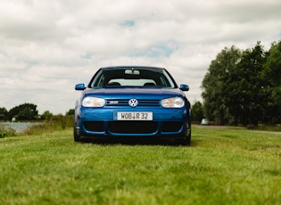 2003 VOLKSWAGEN GOLF (MK4) R32