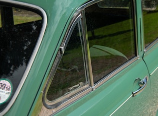 1952 MORRIS OXFORD 