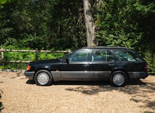 1991 MERCEDES-BENZ (W124) 300TE - 4MATIC