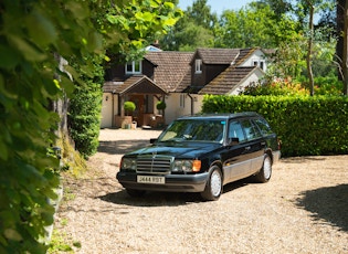 1991 MERCEDES-BENZ (W124) 300TE - 4MATIC