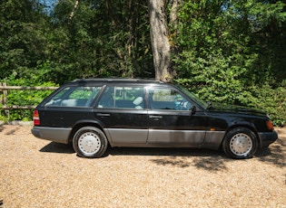 1991 MERCEDES-BENZ (W124) 300TE - 4MATIC