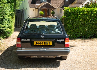 1991 MERCEDES-BENZ (W124) 300TE - 4MATIC