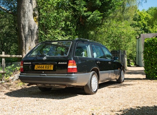 1991 MERCEDES-BENZ (W124) 300TE - 4MATIC