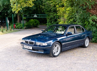 2000 BMW (E38) 740I SPORT