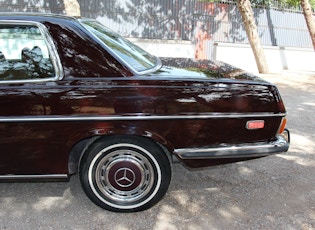 1970 MERCEDES-BENZ (W114) 250 C