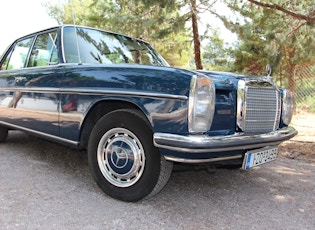 CHARITY AUCTION - 1971 MERCEDES-BENZ (W115) 220 SALOON