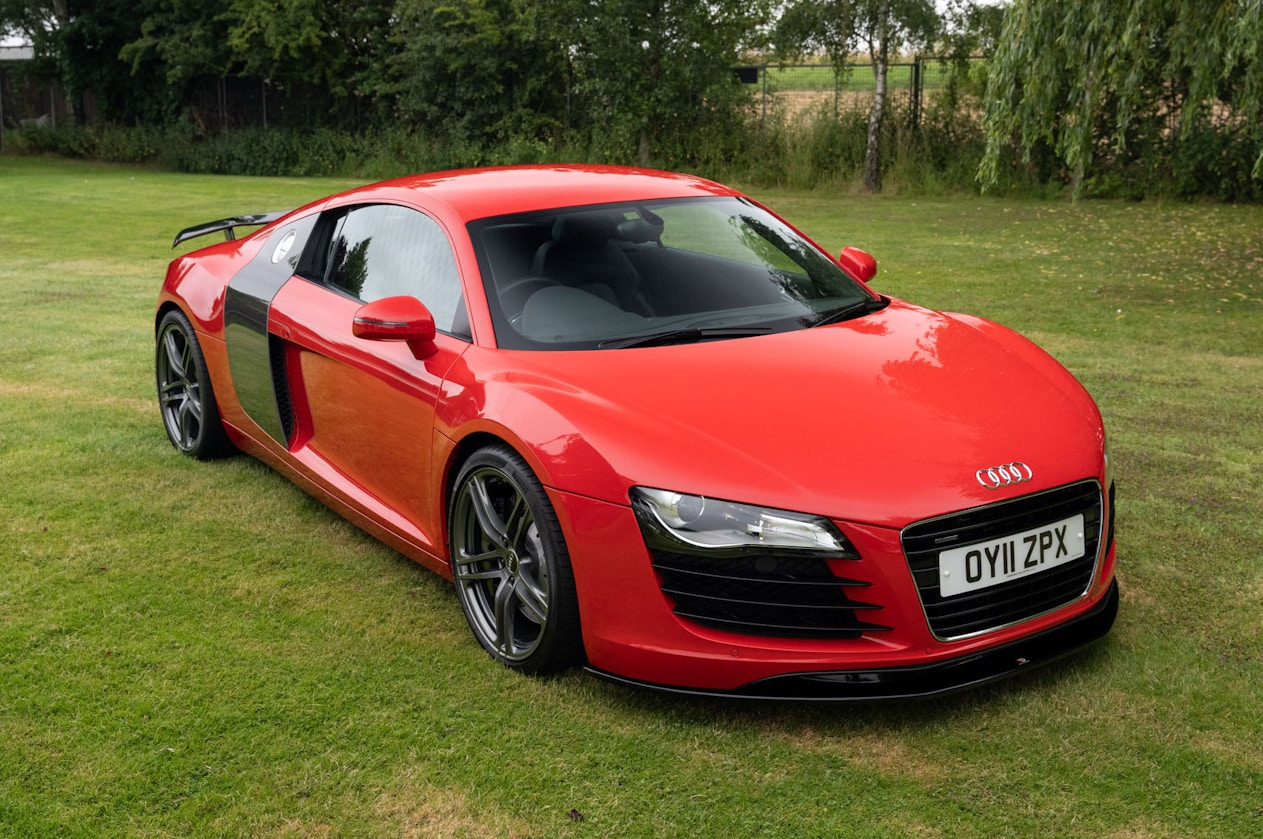 2011 AUDI R8 4.2 V8 - MANUAL