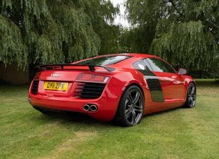 2011 AUDI R8 4.2 V8 - MANUAL