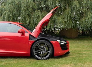 2011 AUDI R8 4.2 V8 - MANUAL