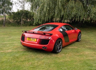 2011 AUDI R8 4.2 V8 - MANUAL