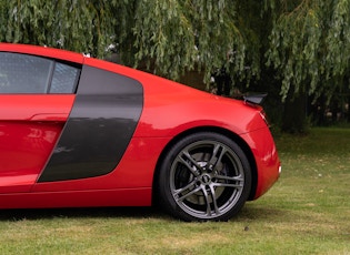 2011 AUDI R8 4.2 V8 - MANUAL