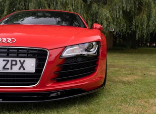 2011 AUDI R8 4.2 V8 - MANUAL