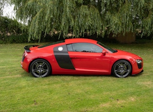 2011 AUDI R8 4.2 V8 - MANUAL