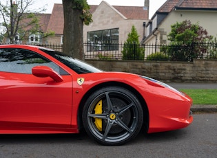 2010 FERRARI 458 ITALIA 