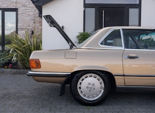 1987 MERCEDES-BENZ (R107) 300 SL - 39,865 MILES