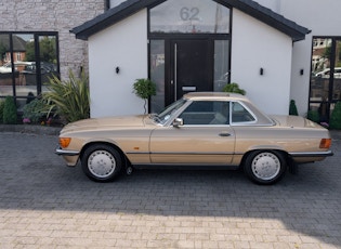 1987 MERCEDES-BENZ (R107) 300 SL - 39,865 MILES