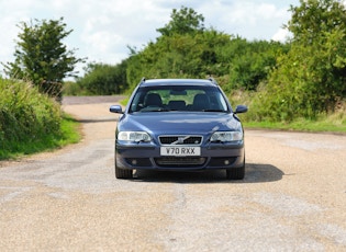 2003 VOLVO V70 R AWD