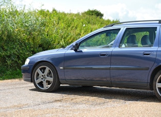 2003 VOLVO V70 R AWD