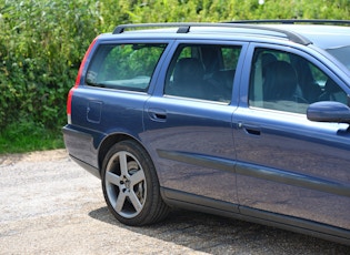 2003 VOLVO V70 R AWD