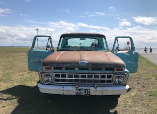 1965 FORD F100