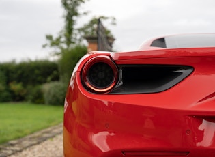 2016 FERRARI 488 GTB