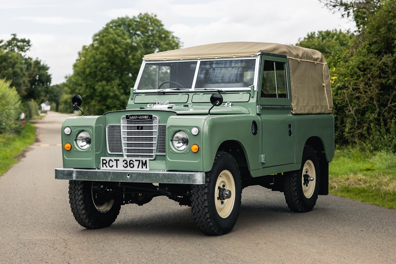 1974 LAND ROVER SERIES III 88"