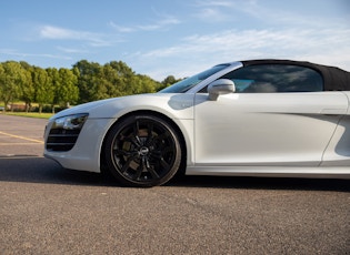 2011 AUDI R8 V10 SPYDER