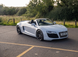 2011 AUDI R8 V10 SPYDER