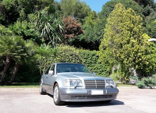 1994 MERCEDES-BENZ (W124) E 500