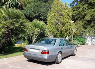 1994 MERCEDES-BENZ (W124) E 500