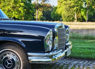 1969 MERCEDES-BENZ (W111) 280 SE CABRIOLET