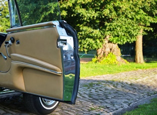 1969 MERCEDES-BENZ (W111) 280 SE CABRIOLET