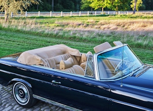 1969 MERCEDES-BENZ (W111) 280 SE CABRIOLET