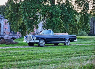 1969 MERCEDES-BENZ (W111) 280 SE CABRIOLET